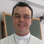 Padre Leonardo Henrique Piacente